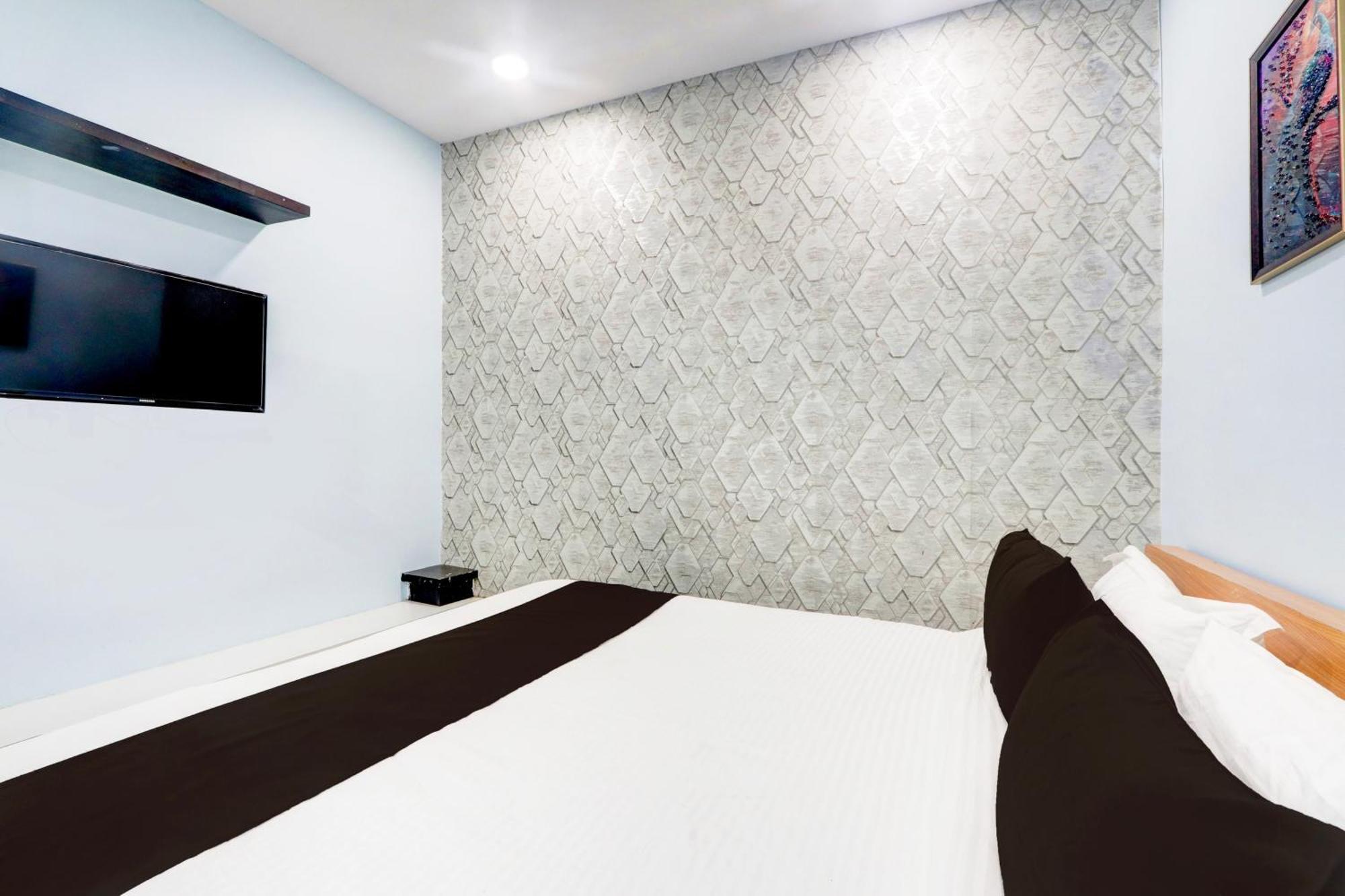 Hotel O Moon Light Nizamabad Exterior foto